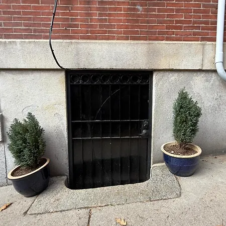 Charlestown With Private Patio Apartment Boston
