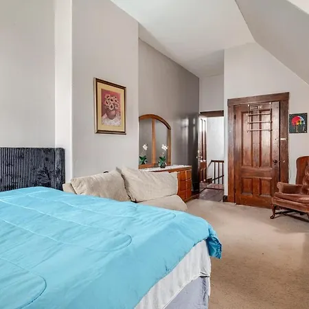 Apartment Beautiful Victorian House