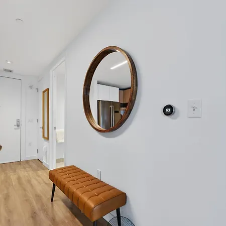 2-bedroom Lux In Seaport Next To Convention Center