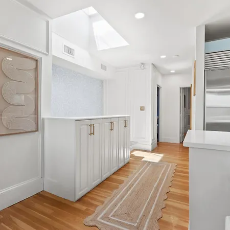 South End Furnished 2 Bedroom Walk To Copley, Prudential, Commons, Mgh, Public Gardens, Public Library Apartment