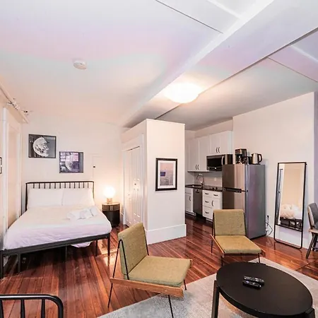 Beacon Hill Boutique Apartment Boston