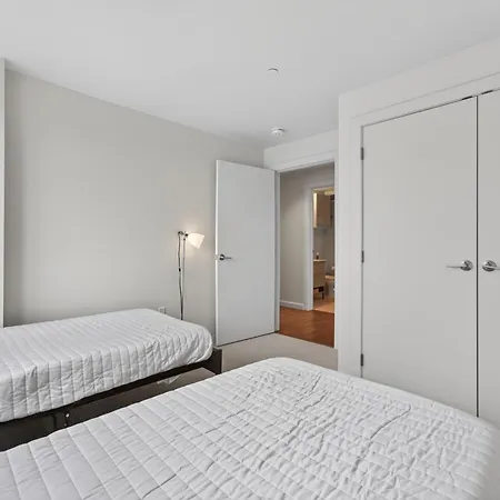 Apartment 2 Bedroom Lux In Downtown Tower *