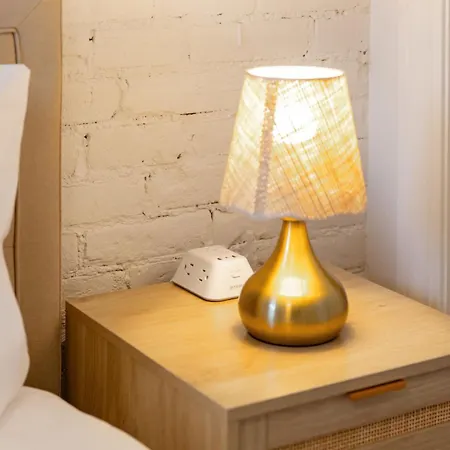 South End Furnished 2 Bedroom Walk To Copley, Prudential, Commons, Mgh, Public Gardens, Public Library *