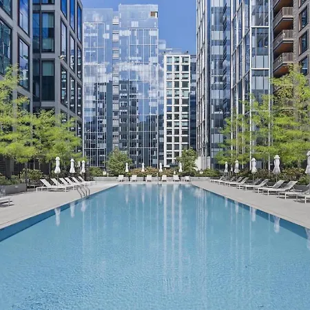 Modern In Seaport With Gym Boston