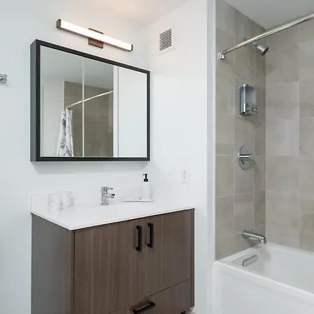 Cozy 2br Near Harvard With Gym Golf & Work Space *