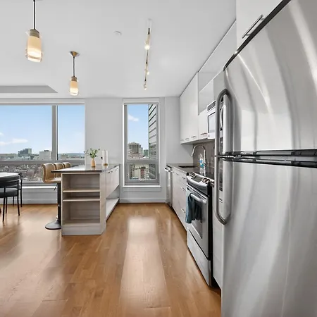 Apartment 2 Bedroom Lux In Downtown Tower