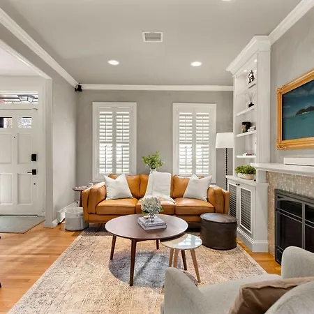 South End Historic Rowhouse - World Cup Apartment *