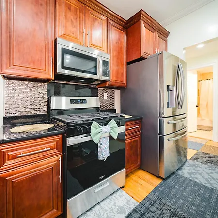 Inviting 4br - Kid Friendly - Near I-95 & Free Parking 90-2 Apartment