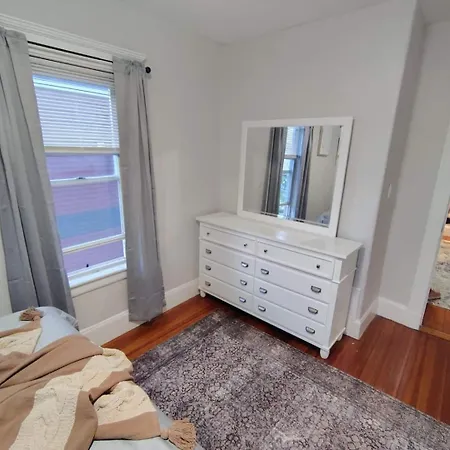 Stylish 3br King Bed Ideal For Professionals Apartment *