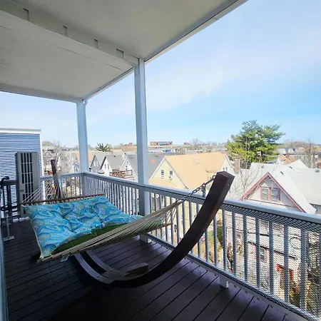 Apartment 4bed - Location - Pets Ok *
