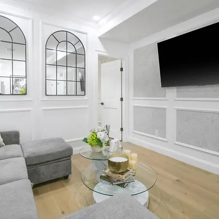 Apartment North End Prime Location *