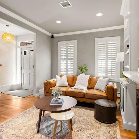 South End Historic Rowhouse - World Cup