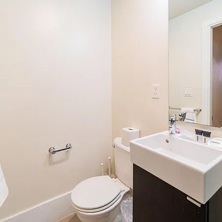 Beacon Hill Boutique Apartment