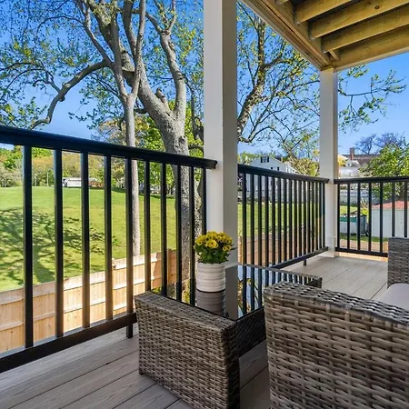 Apartment New 3 Bedroom, 2 Bath Unit, Meadow View!