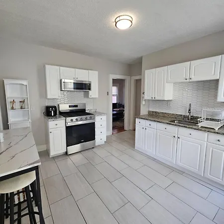 Apartment Stylish 3br King Bed Ideal For Professionals Boston
