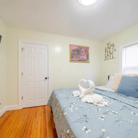 Apartment Family Retreat 4br - Near Redline & 5mins To Franklin Park Zoo - Free Parking 27