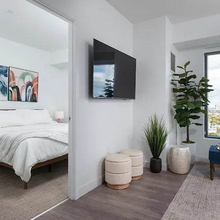King 1br Near Harvard Gym Washer Dryer Parking