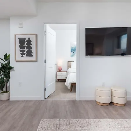 Apartment King 1br Near Harvard Gym Washer Dryer Parking