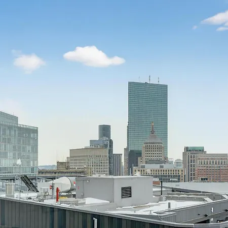 2 Bedroom Lux In Downtown Tower Apartment *