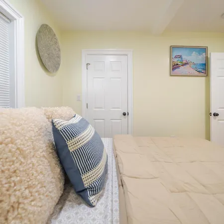 Apartment Family Retreat 4br - Near Redline & 5mins To Franklin Park Zoo - Free Parking 27