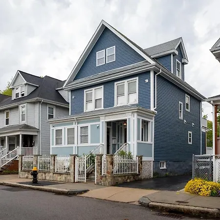 Spacious 5br Single House Near Bostonfree Parking 47 *