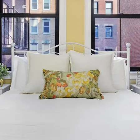 North End Prime Location Boston