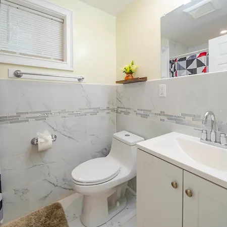 Apartment Family Retreat 4br - Near Redline & 5mins To Franklin Park Zoo - Free Parking 27 Boston