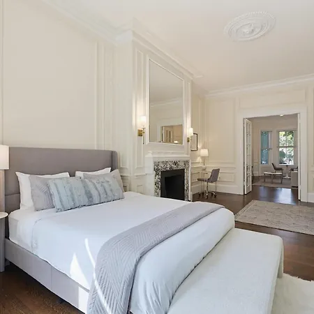 Elegant Back Bay On Hereford Street Apartment Boston