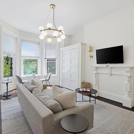 New! Back Bay, Line, Newbury St & Hynes Apartment Boston