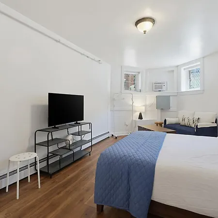 Polished Back Bay Near Shops & Dining *
