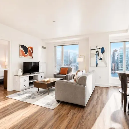 Apartment Spacious In Seaport Boston