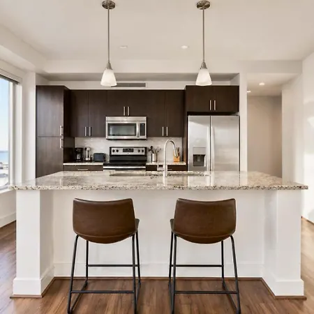 Apartment Spacious In Seaport *