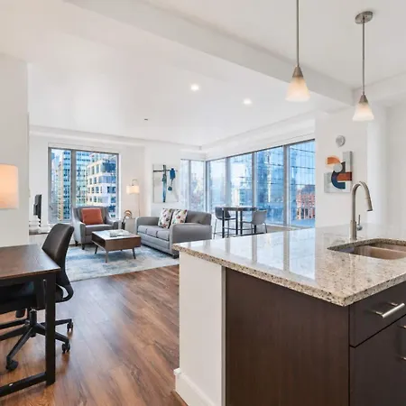 Spacious In Seaport Boston