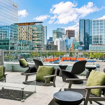 Spacious In Seaport Boston