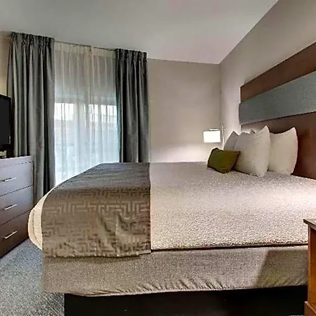 Hotel Roundhouse 3*
