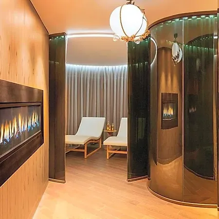 Common Hotel 2*