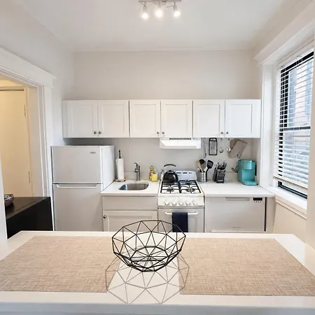Cozy 1 Bed Near Medical * Boston