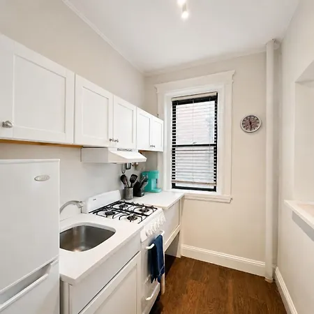 Cozy 1 Bed Near Medical * Boston