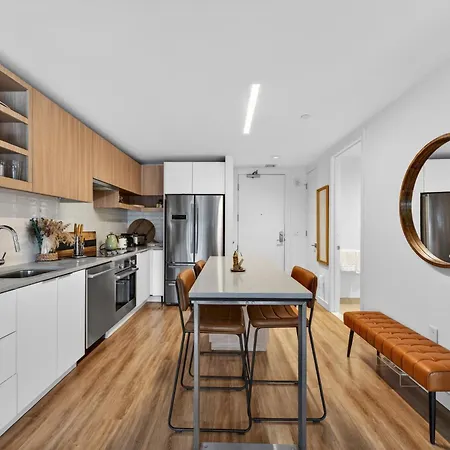 Prime Seaport 2br Steps To Convention Center Apartment Boston