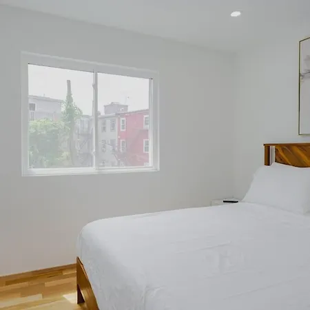 Apartment Stylish E Quick Transit To Downtown Boston