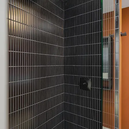 Apartment Stylish E Quick Transit To Downtown *