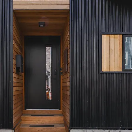 Stylish E Quick Transit To Downtown Apartment