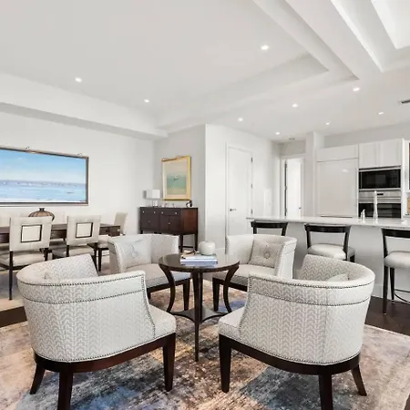 Apartment Spacious Living View