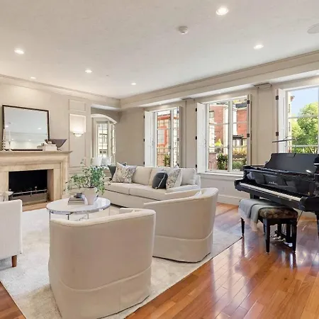 Apartment Flat Spacious And Living