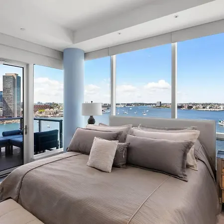 Apartment Spacious Living View *