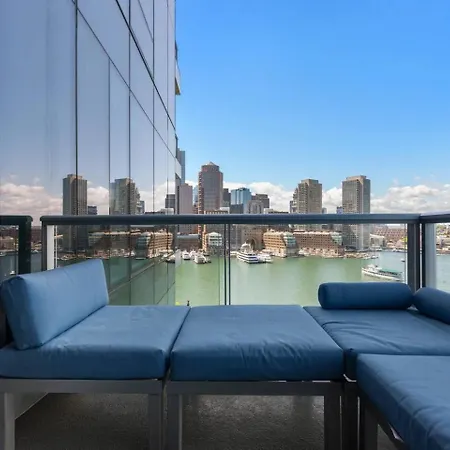Apartment Spacious Living View Boston