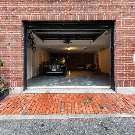 Apartment Flat Spacious And Living Boston