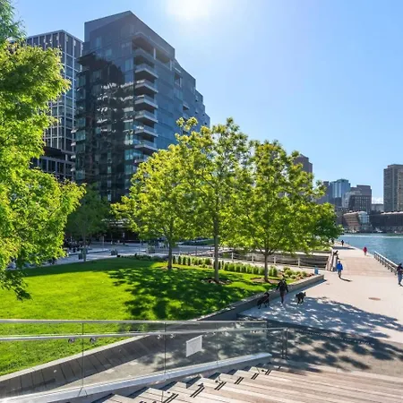 Apartment Spacious Living View Boston