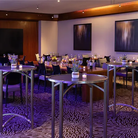 Hyatt Regency Hotel 4*
