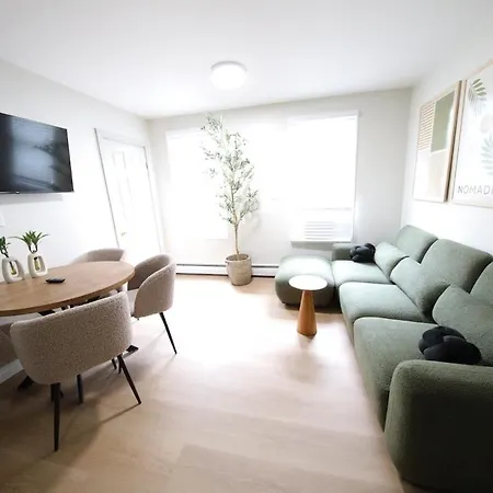Modern In E - Walk To Airport * Boston